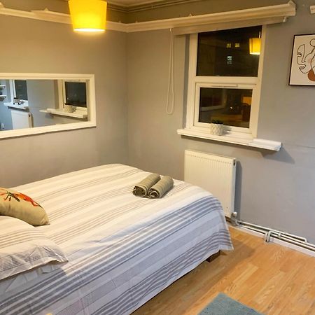 Apartmán Brixton/Oval House Londýn Exteriér fotografie